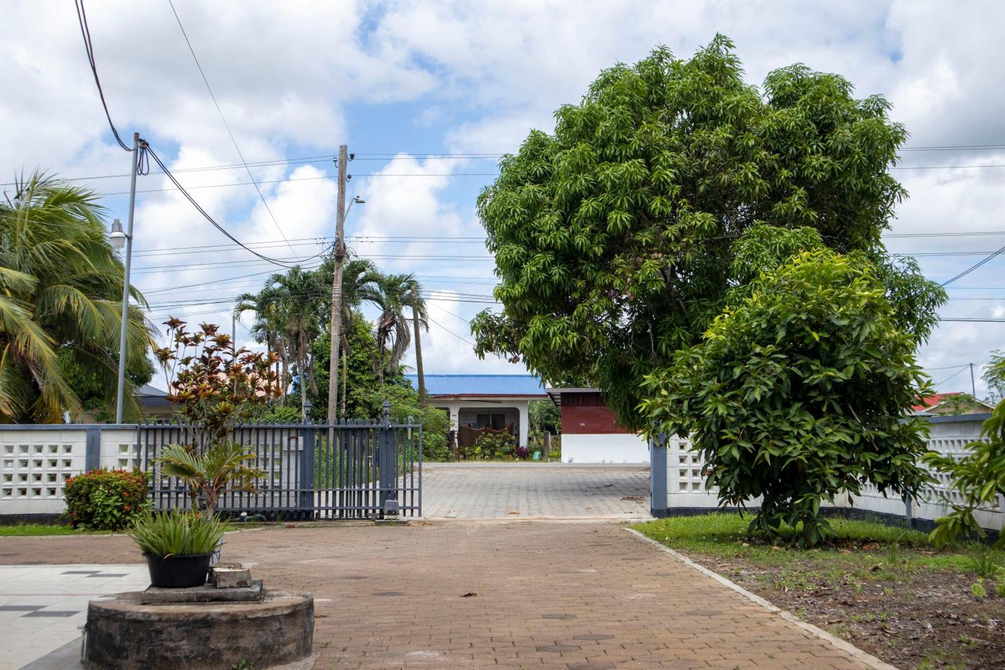 Sabajo Appartement Verhuur Paramaribo Luaran gambar
